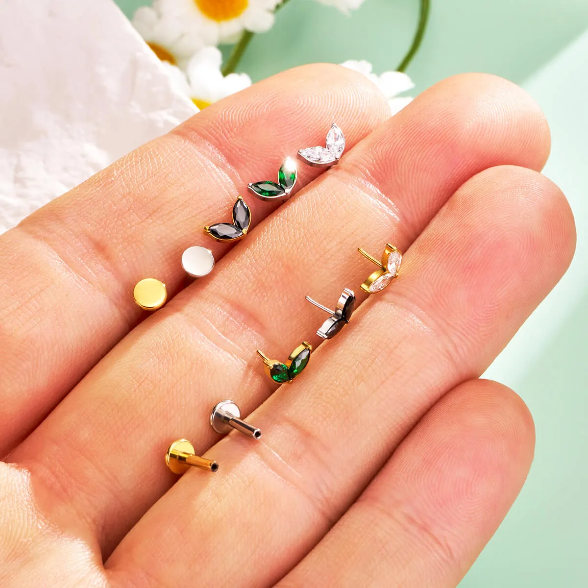 16G Leaf Style Threadless/Push Pin Flat Back Cartilage Stud Earring