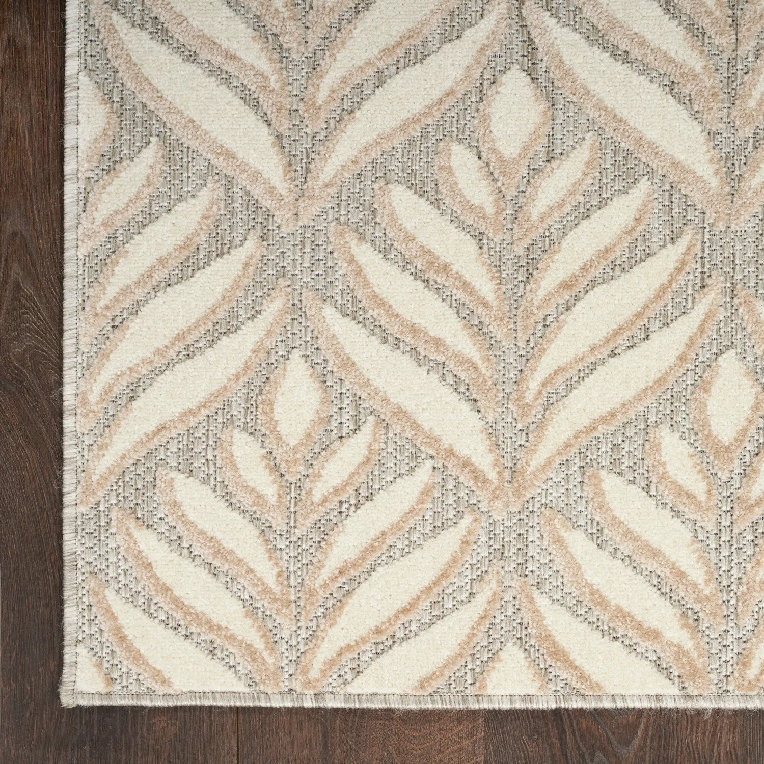 Aloha Ivory Grey Tropical Indoor/Outdoor Rug