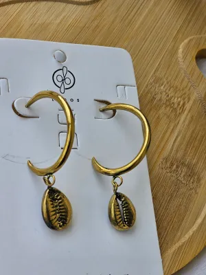 Casted Cowrie Earrings