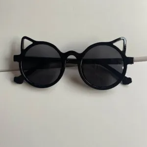 Cute Y2K Cat Sunglasses The Perfect Holiday Party Accessory