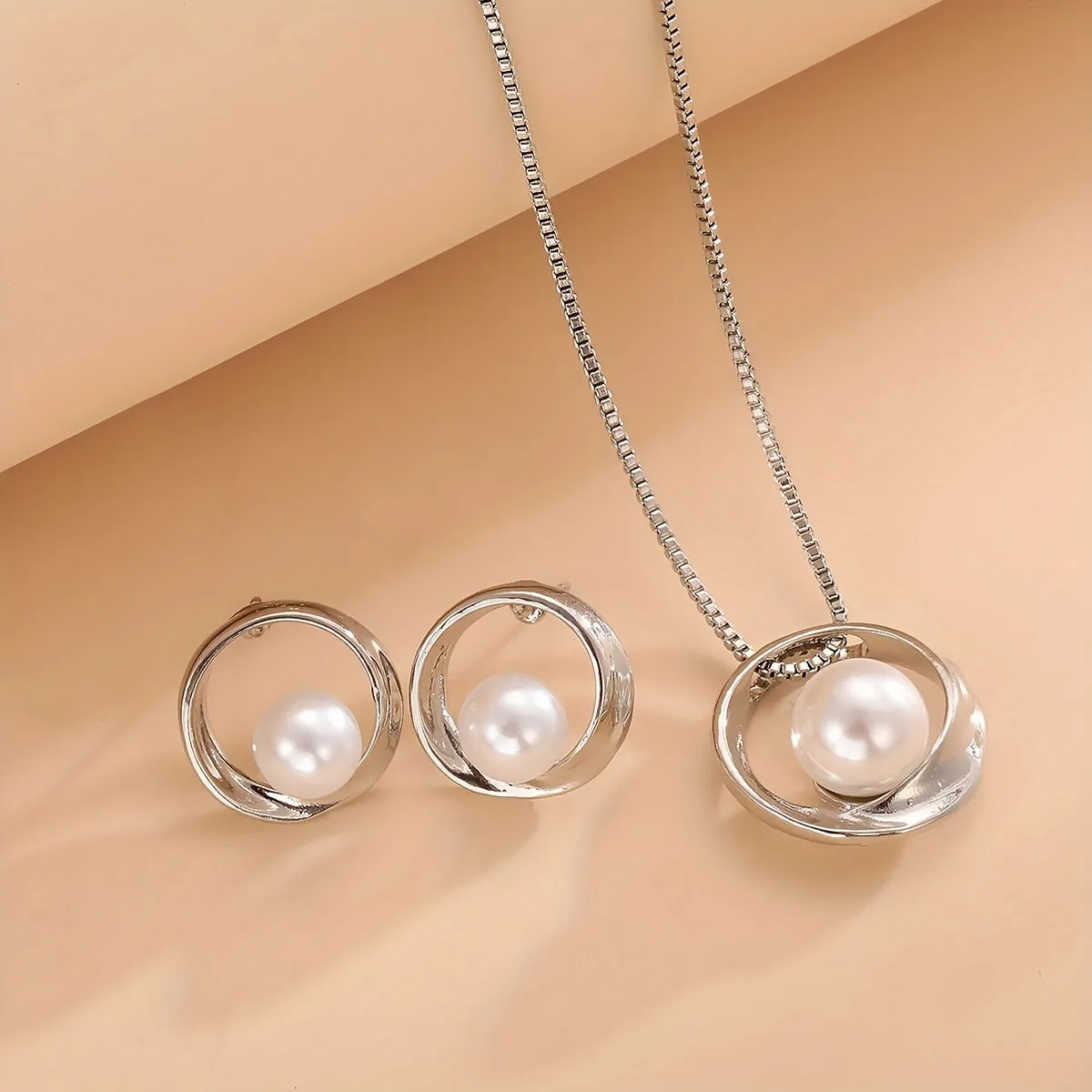 Elegant Faux Pearl Jewelry Set for Bridesmaids  Perfect Gift