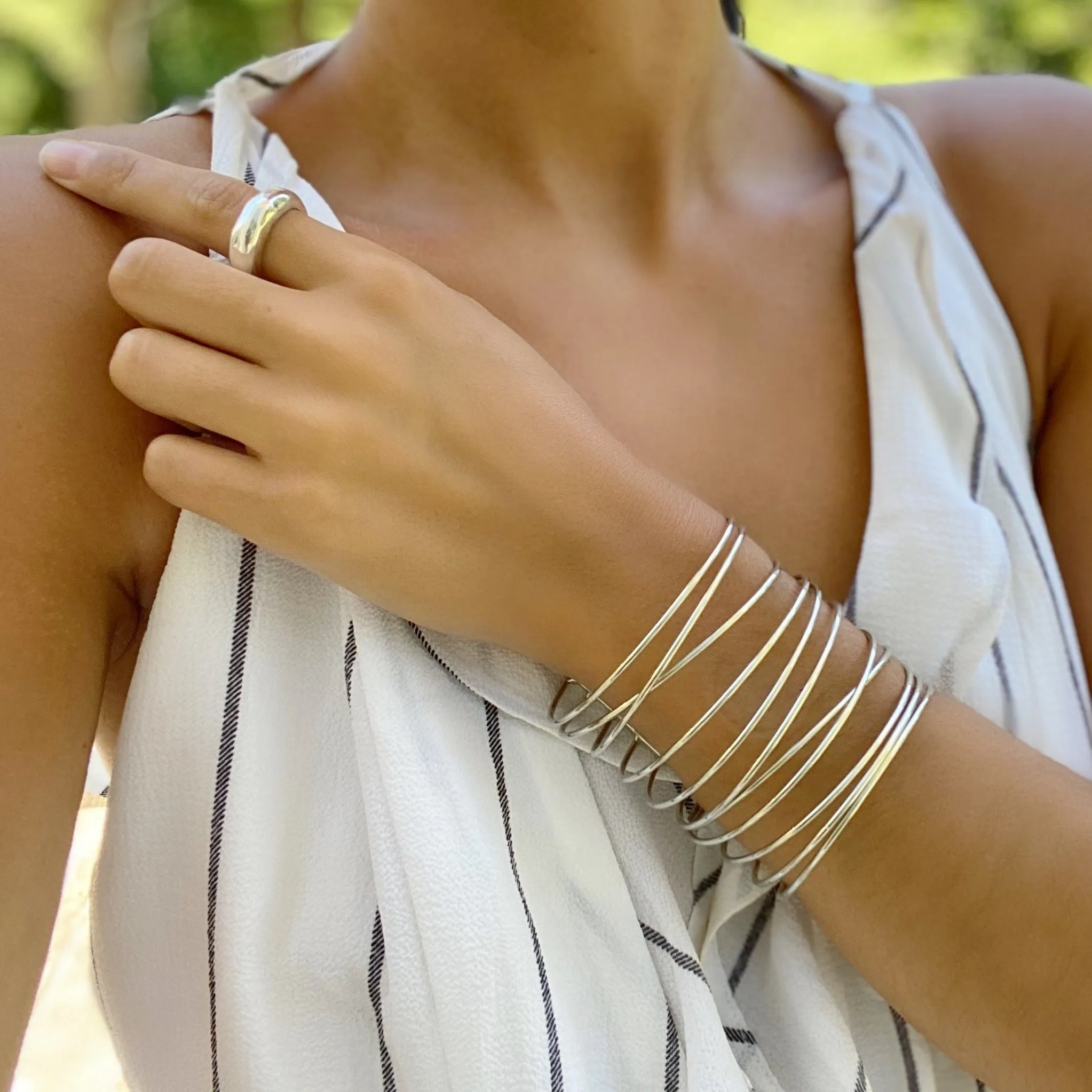 KAYLEE FLOATING WRAPPED CUFF BRACELET - MED