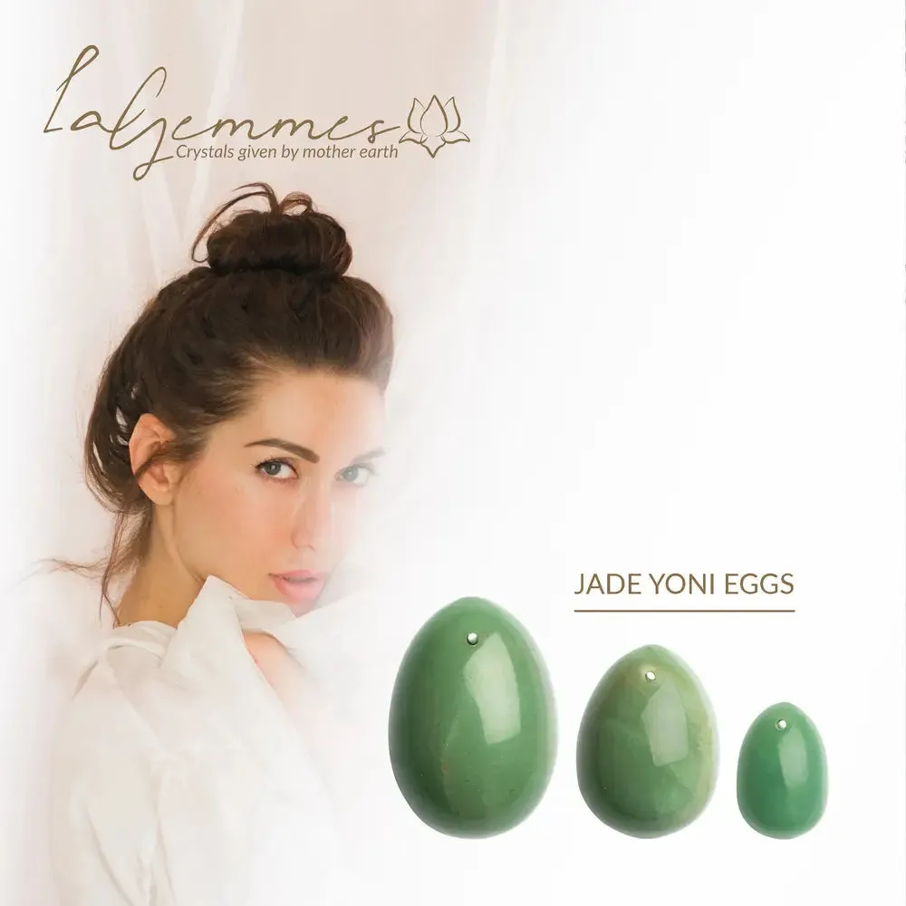 La Gemmes Green Love Egg Set with Natural Stone