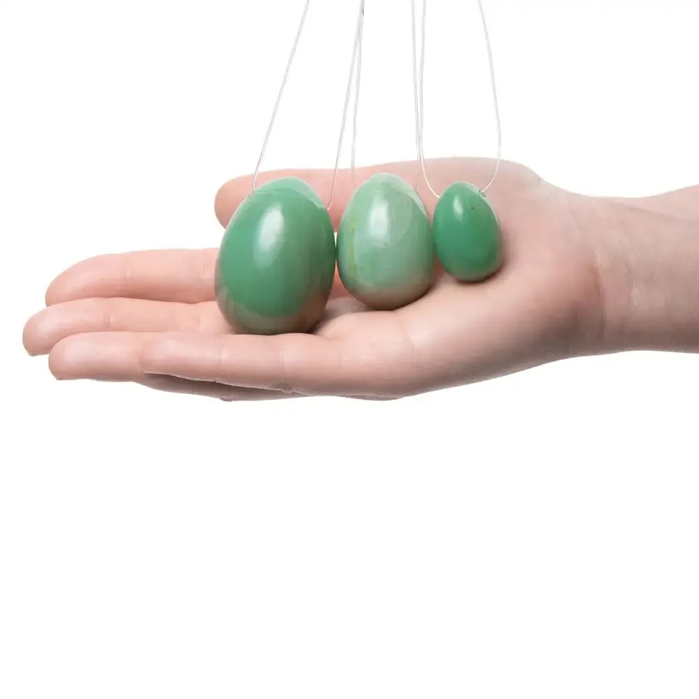 La Gemmes Green Love Egg Set with Natural Stone