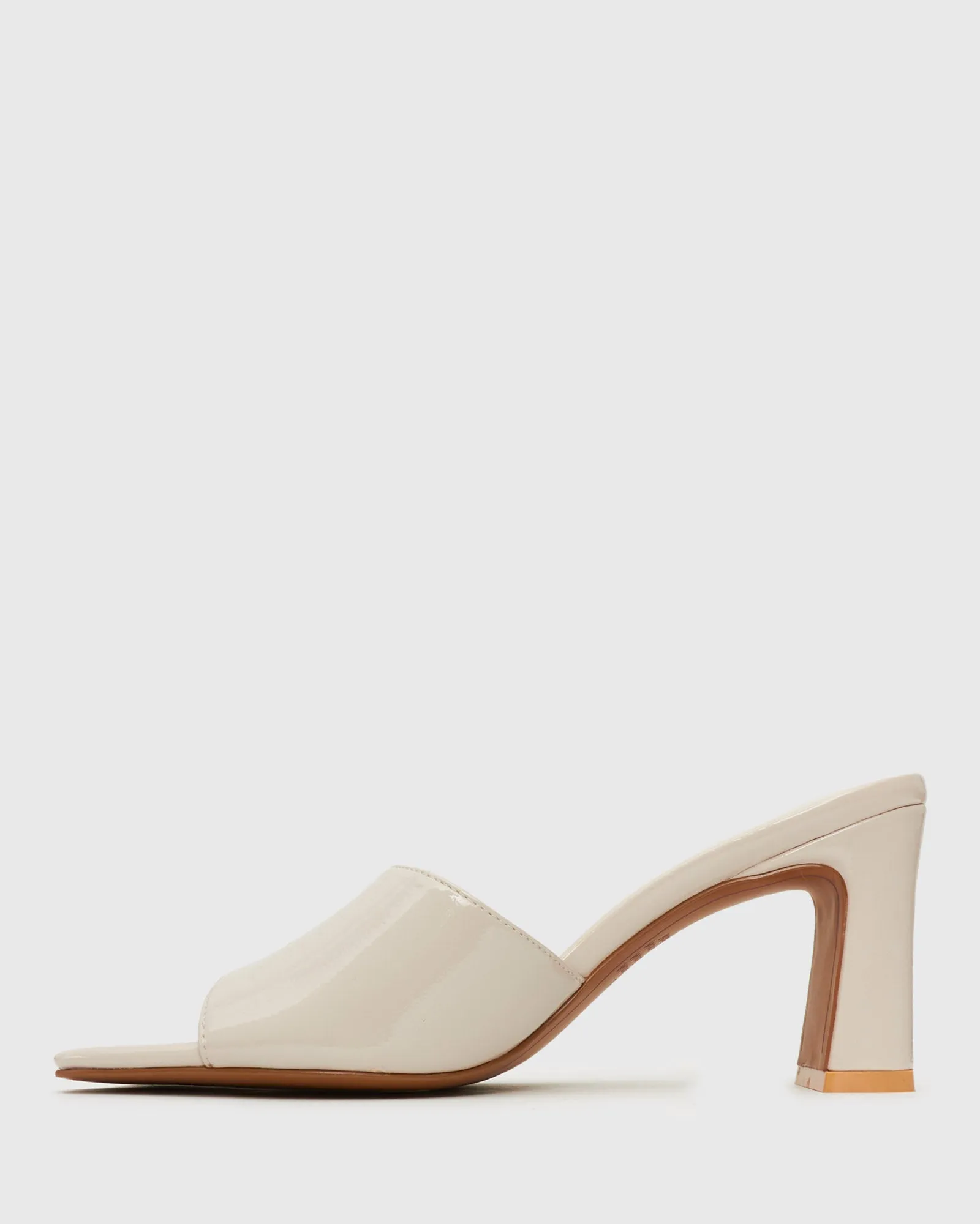 UNIQUE Square Toe Heeled Mules