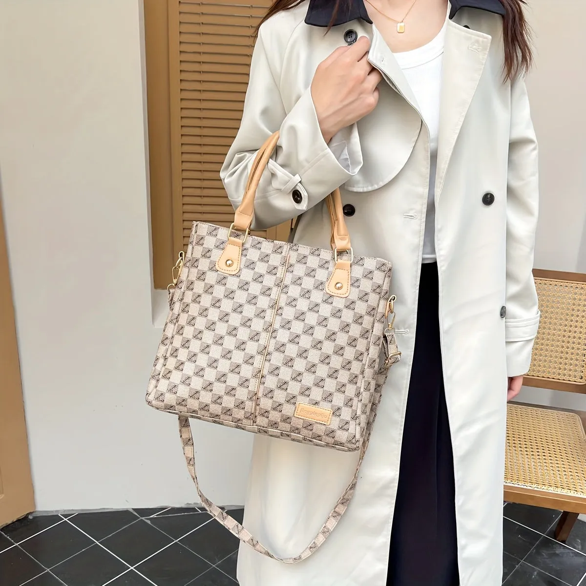 Versatile Leather Handbag Elegant Satchel Tote and Handbag